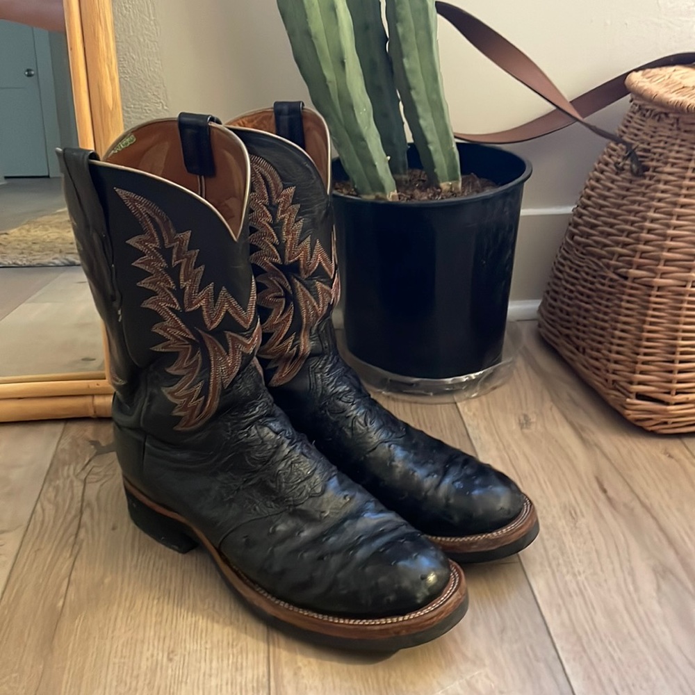 Lucchese 10.5D 2000 rowdy ostrich full quill boots
